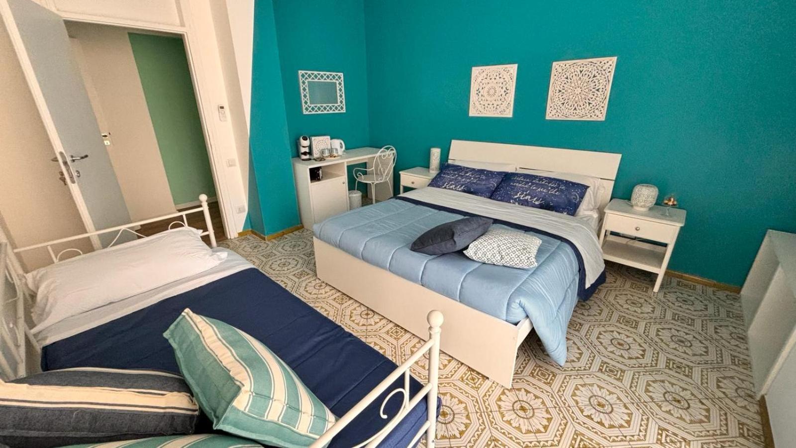 Reginella Guest House Salerno Ngoại thất bức ảnh