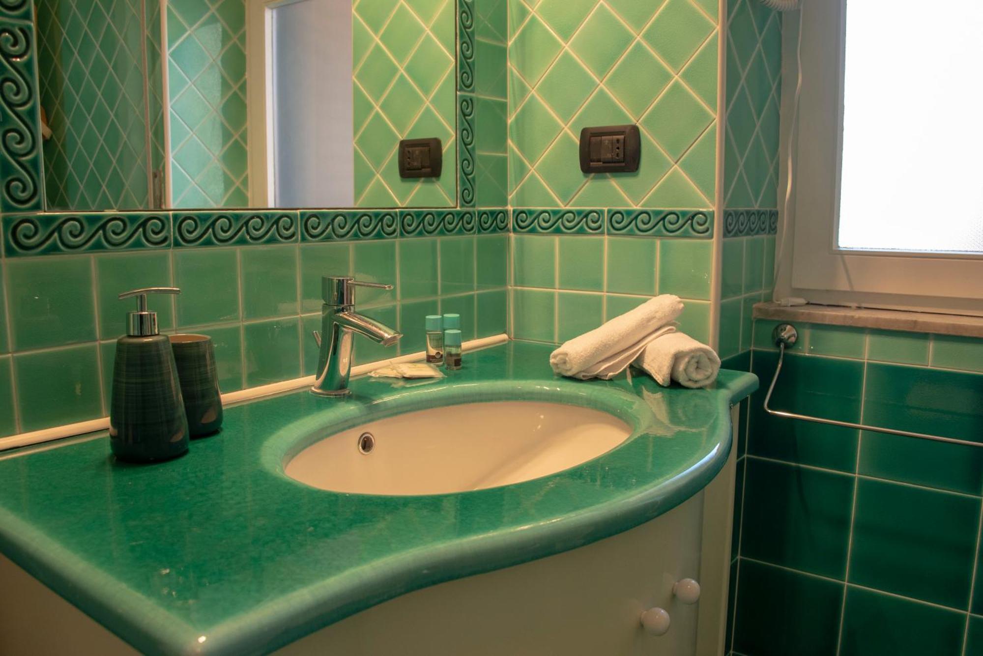 Reginella Guest House Salerno Ngoại thất bức ảnh