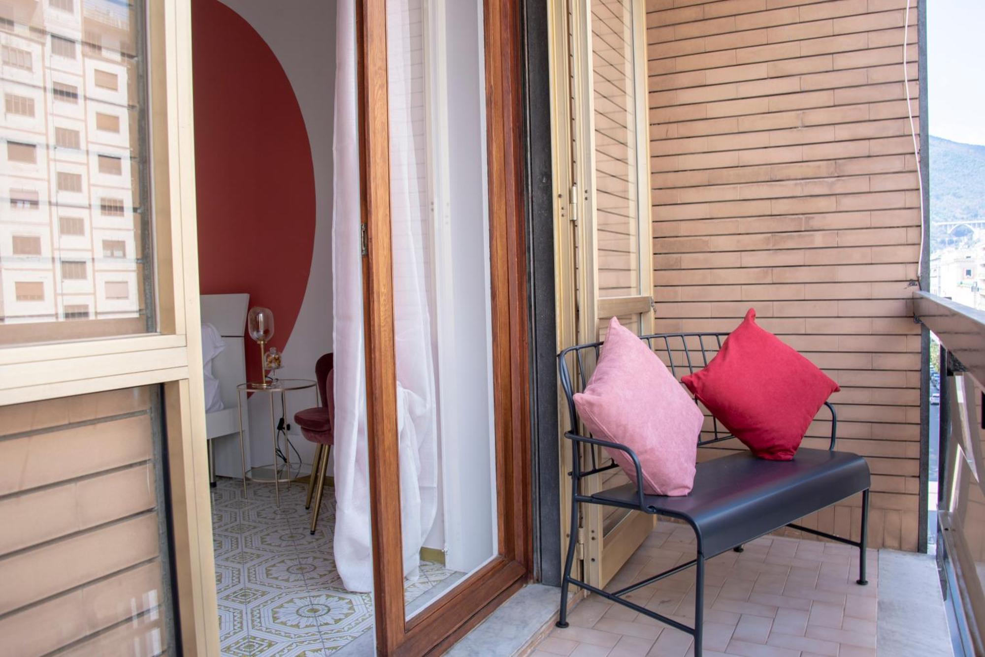 Reginella Guest House Salerno Ngoại thất bức ảnh