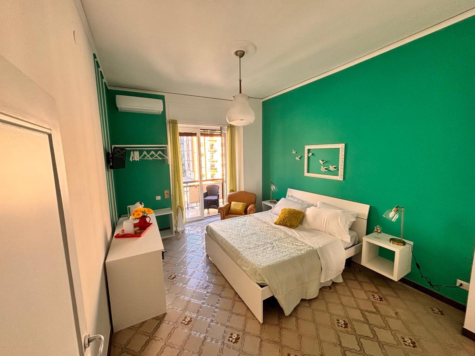 Reginella Guest House Salerno Ngoại thất bức ảnh